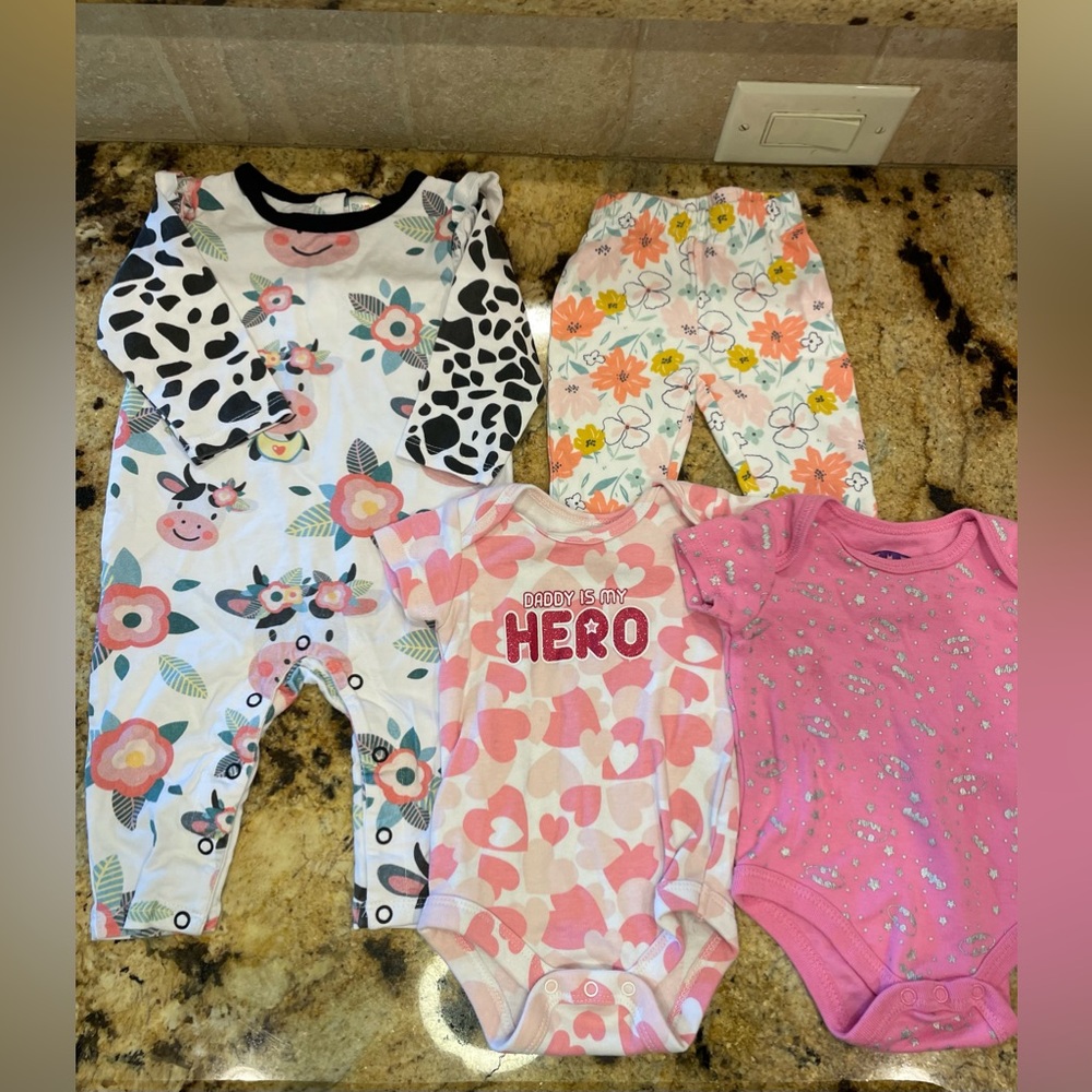 Free! 4-piece 0-3 month old clothing items